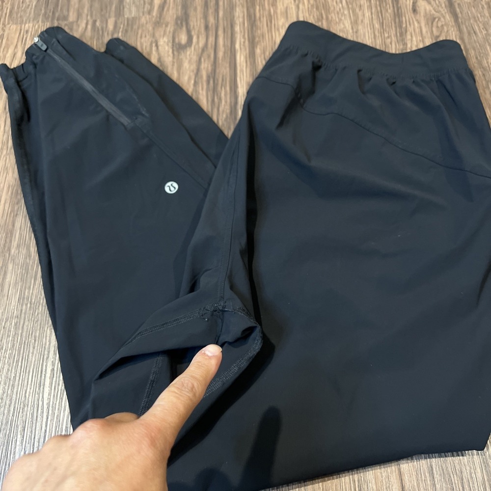 Lululemon Adapted State High Rise Jogger Women's Size 12 Black Zip Ankle READ - Picture 11 of 12